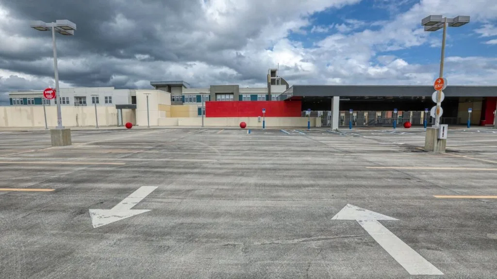 Vacant Land: Pros and Cons